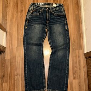 Ariat Jeans Mens 31x32 M5 Slim Straight Leg jeans.